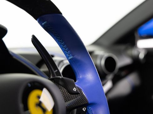 Certified 2022 Ferrari 812 GTS RWD image 23