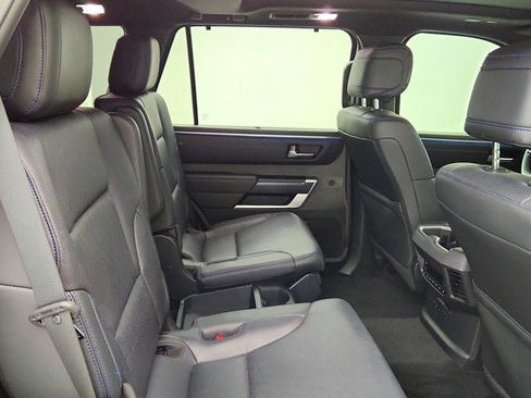 Used 2024 Toyota Sequoia Platinum AWD/4WD image 21