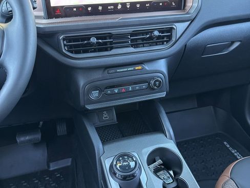 New 2026 Ford Bronco Sport Outer Banks image 17