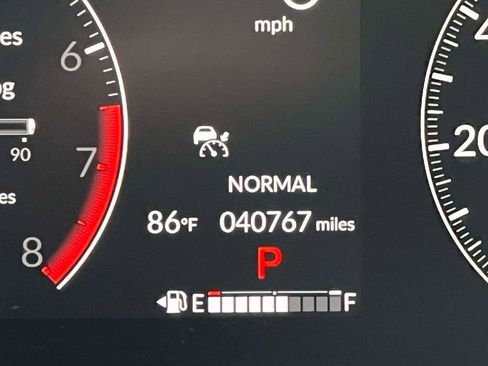 Used 2023 Honda CR-V EX-L image 27
