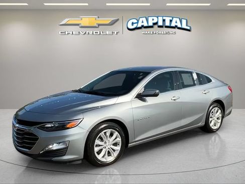 Used 2024 Chevrolet Malibu LT FWD image 1
