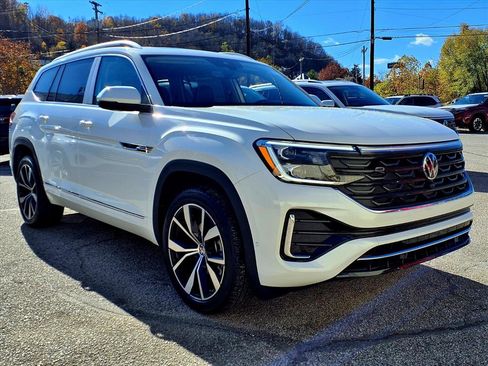 New 2026 Volkswagen Atlas SEL Premium R-Line AWD/4WD image 3
