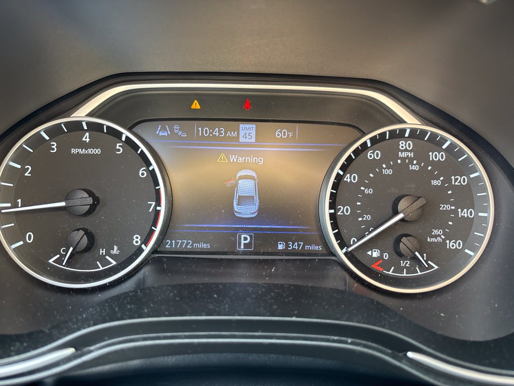 Used 2023 Nissan Maxima SR w/ Sport Mat Group FWD image 12