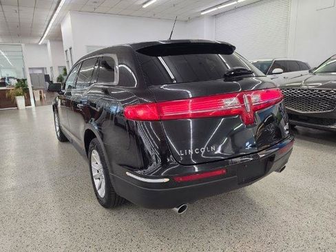 Used 2015 Lincoln MKT AWD image 6