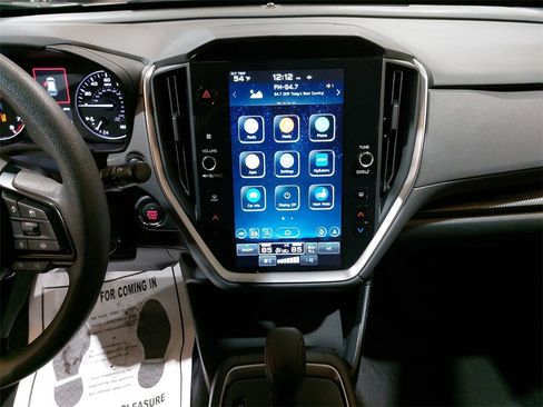 Used 2024 Subaru Crosstrek 2.0i Premium image 19