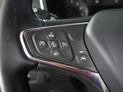 Used 2023 Chevrolet Equinox LT image 42