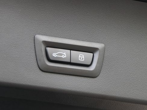 Certified 2025 BMW X3 xDrive30i w/ Premium Package image 31