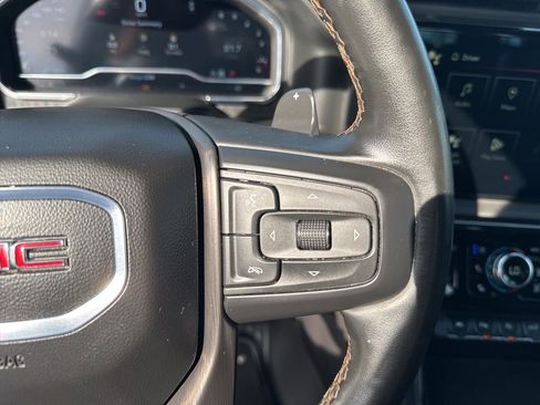 Used 2024 GMC Sierra 1500 AT4 w/ Technology Package AWD/4WD image 18