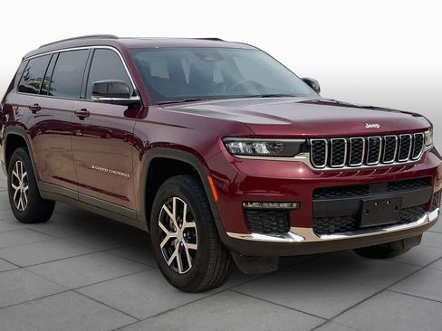 Used 2024 Jeep Grand Cherokee L Limited w/ Luxury Tech Group II AWD/4WD image 3