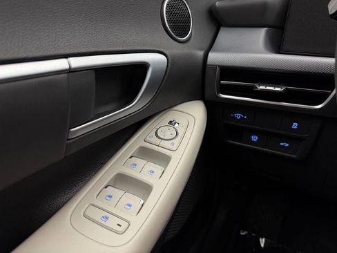 Used 2025 Hyundai Sonata SEL image 16