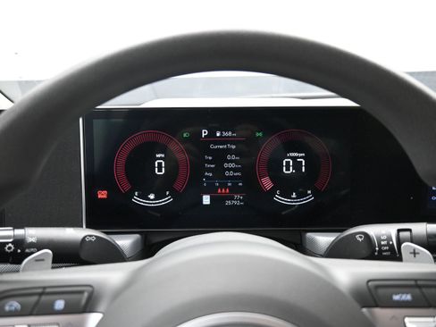 Used 2025 Hyundai Sonata SEL FWD image 13