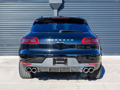 Certified 2018 Porsche Macan Sport Edition image 6