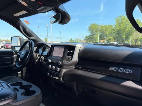 Used 2024 RAM 3500 Big Horn AWD/4WD image 16