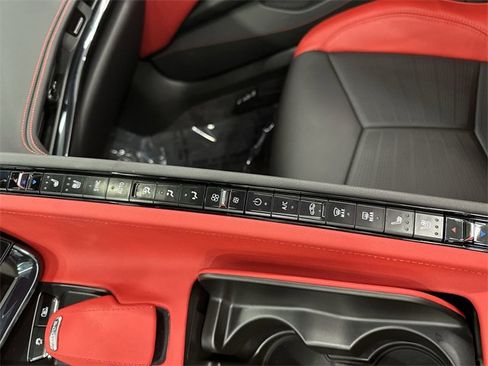 Used 2025 Chevrolet Corvette Stingray w/ Stealth Interior Trim Package image 16