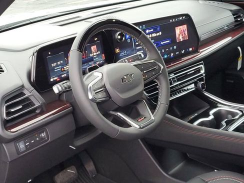 New 2026 Chevrolet Traverse Z71 w/ Enhanced Driving Package image 10