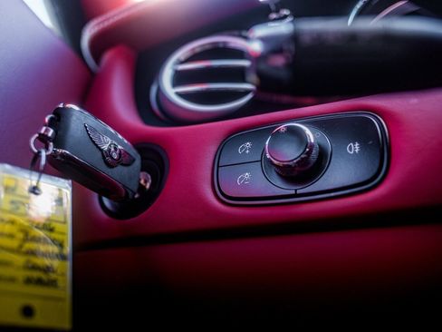 Used 2016 Bentley Continental GT Speed image 17