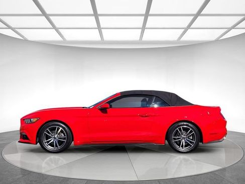 Used 2017 Ford Mustang Premium RWD image 7