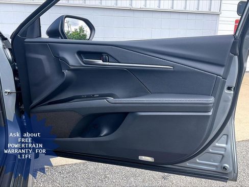 Used 2026 Toyota Camry XSE FWD image 29