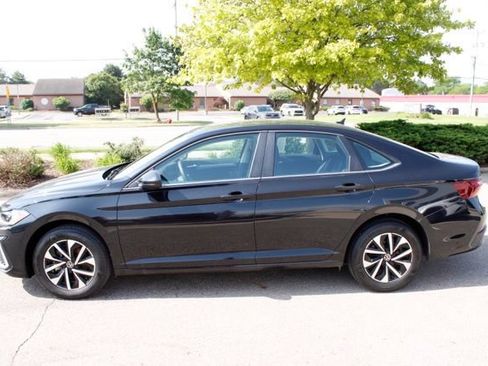 Used 2025 Volkswagen Jetta S FWD image 5