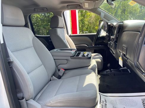 Used 2019 Chevrolet Silverado 2500 W/T image 16