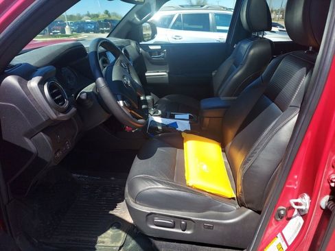 Used 2023 Toyota Tacoma TRD Sport w/ TRD Premium Sport Package AWD/4WD image 2