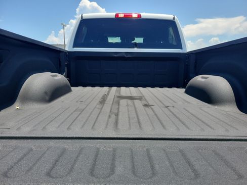 Used 2026 RAM 2500 Big Horn AWD/4WD image 7
