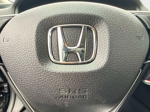 Used 2018 Honda Accord EX image 26