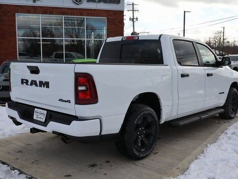 New 2026 RAM 1500 Express AWD/4WD image 32