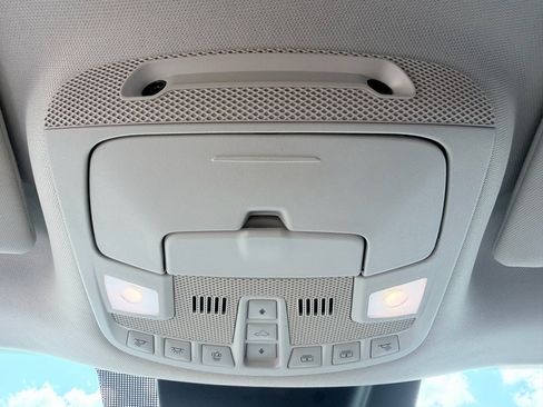 Used 2019 Ford Expedition Platinum RWD image 17