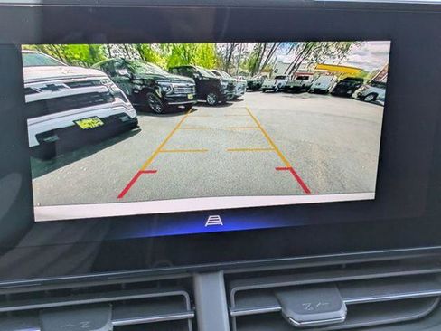 New 2026 Chevrolet Trax LT w/ Driver Confidence Package FWD image 19