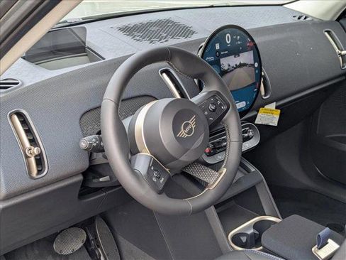 Used 2025 MINI Cooper Countryman S image 3