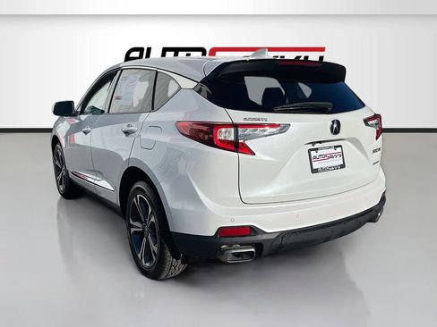 Used 2023 Acura RDX AWD w/ Advance Package image 5