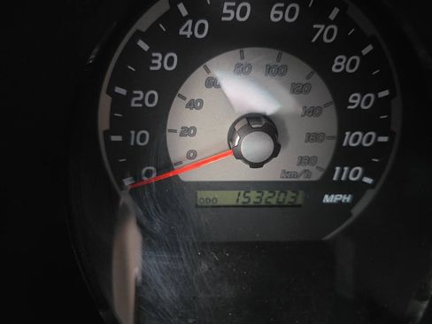 Used 2005 Toyota 4Runner SR5 AWD/4WD image 13