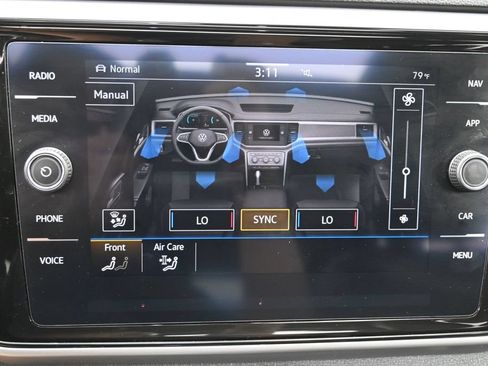 Used 2021 Volkswagen Atlas Cross Sport SEL Premium AWD/4WD image 28