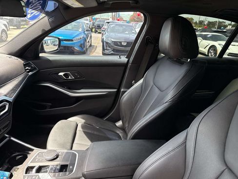 Used 2024 BMW 330i Sedan RWD image 15
