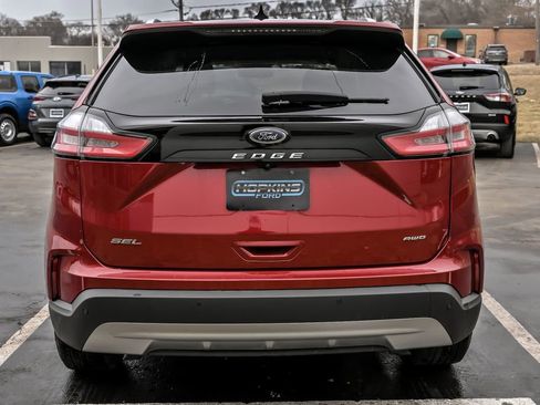 Used 2021 Ford Edge SEL w/ Convenience Package image 7