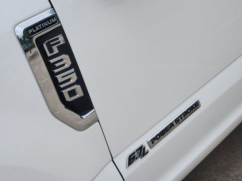 Used 2021 Ford F350 Platinum w/ FX4 Off-Road Package AWD/4WD image 12