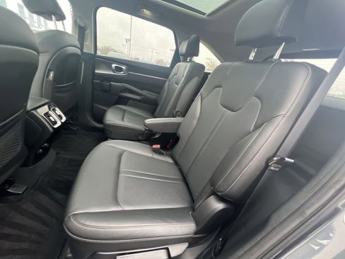 Used 2022 Kia Sorento SX image 25