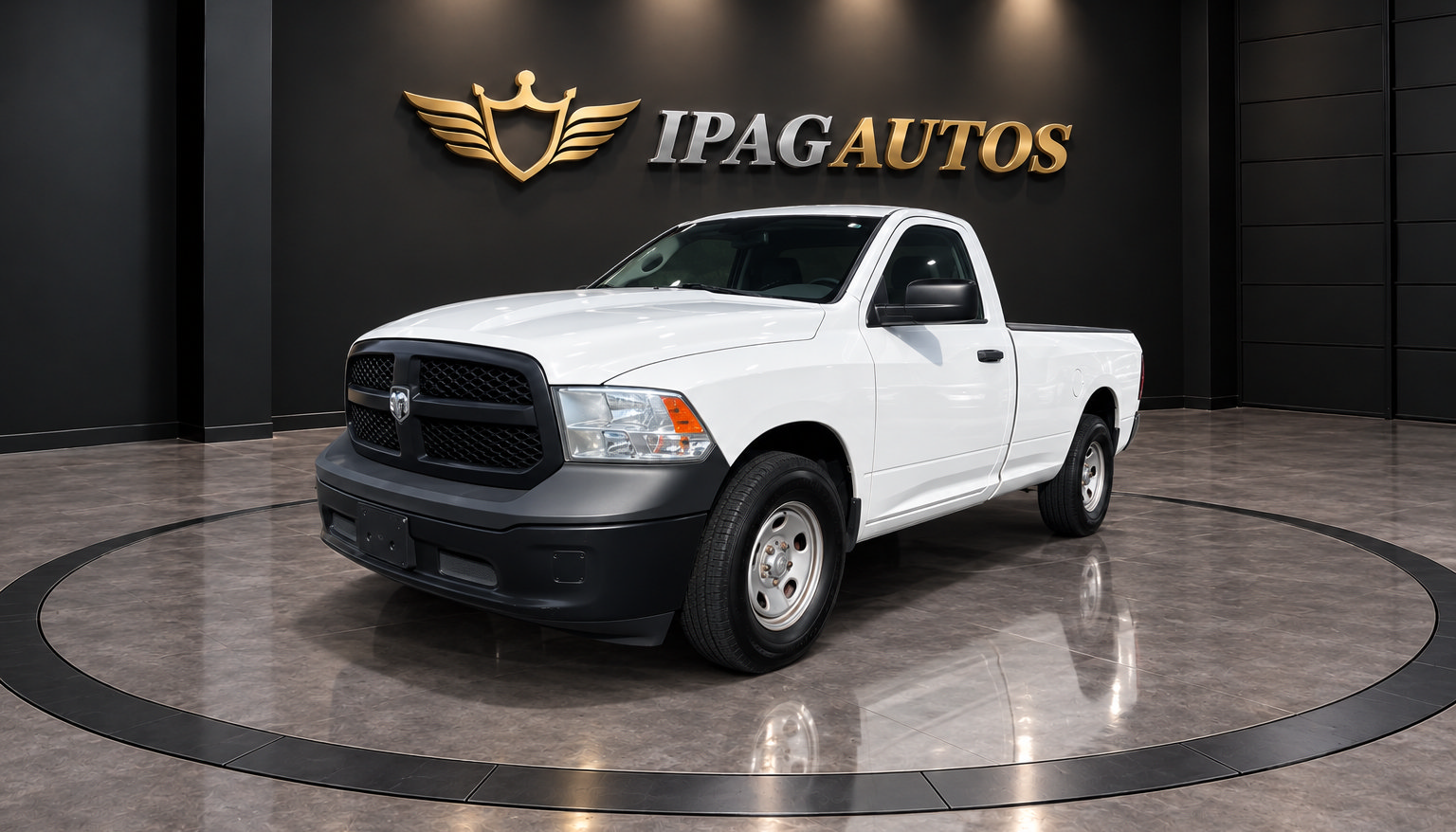 Used 2019 RAM 1500 Classic Tradesman RWD image 1