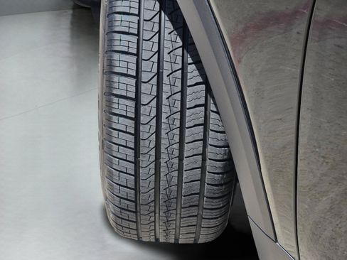 Certified 2025 Mercedes-Benz GLB 250 4MATIC image 22