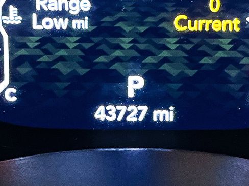 Used 2022 Jeep Gladiator Overland w/ Popular Equipment Package image 32