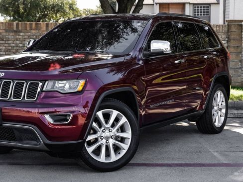 Used 2017 Jeep Grand Cherokee Limited image 14