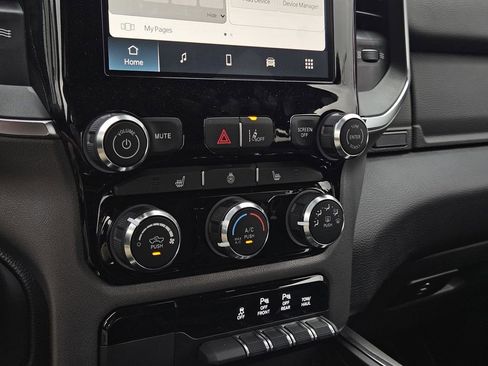 Used 2025 RAM 1500 Lone Star AWD/4WD image 27