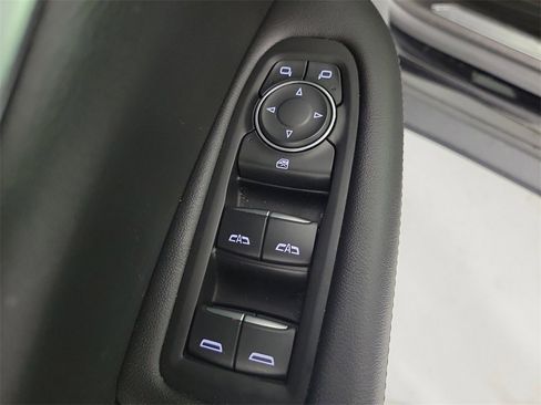 Certified 2023 Cadillac XT5 Luxury image 19