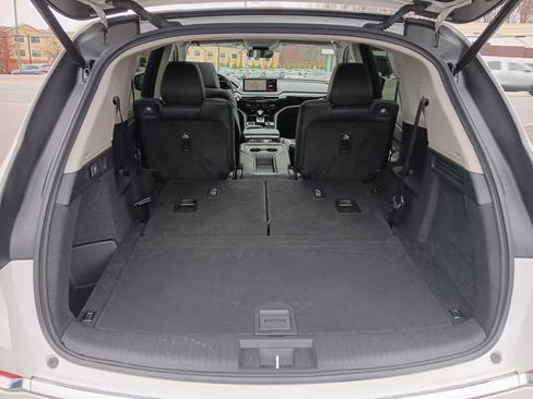 Used 2023 Acura MDX SH-AWD w/ Technology Package image 36