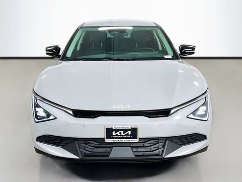 New 2025 Kia EV6 Light image 2
