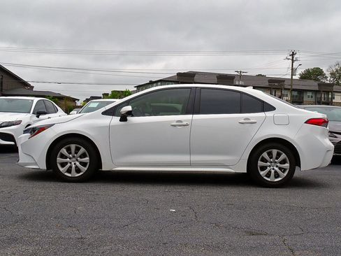 Used 2022 Toyota Corolla LE w/ Carpet Mat Package (TMS) FWD image 6