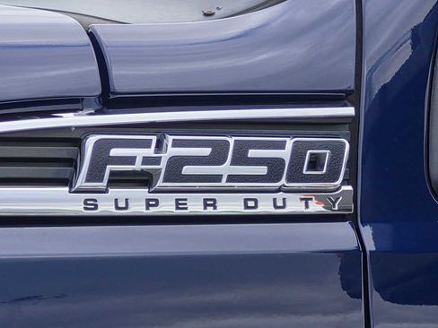Used 2011 Ford F250 XLT w/ XLT Premium Pkg AWD/4WD image 11