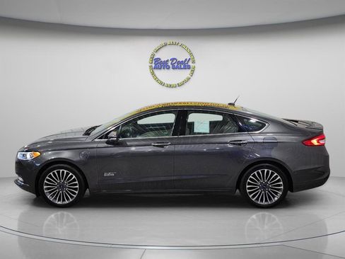 Used 2018 Ford Fusion Energi Titanium FWD image 3