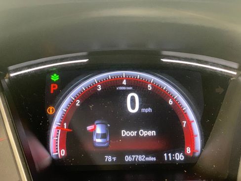 Used 2019 Honda Civic Sport image 24